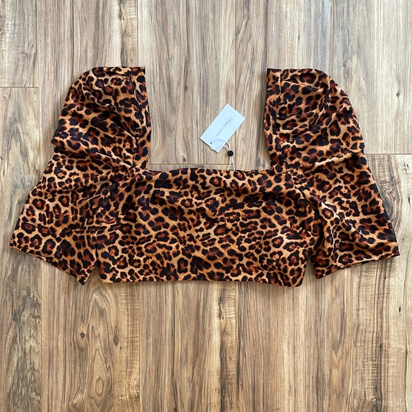 Lovers + Friends Rocky crop top in jaguar - Picture 2 of 4